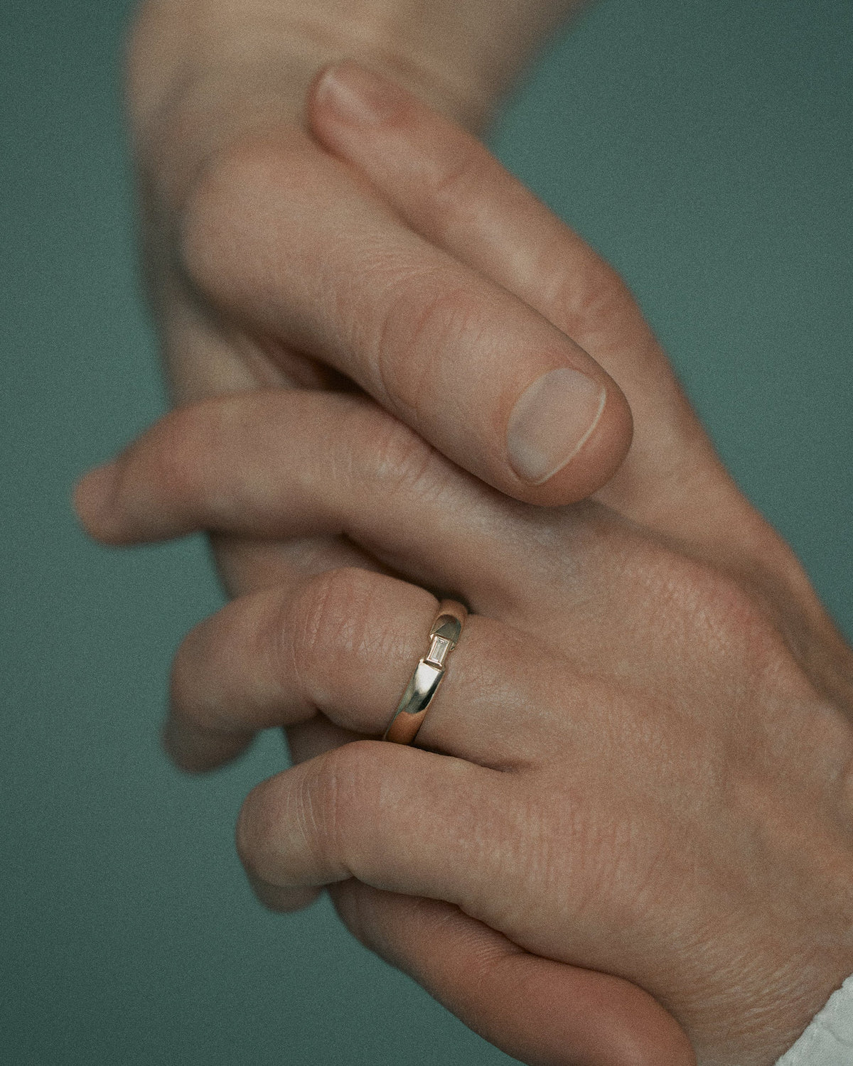 Baguette Cut Diamond Bridge Band
