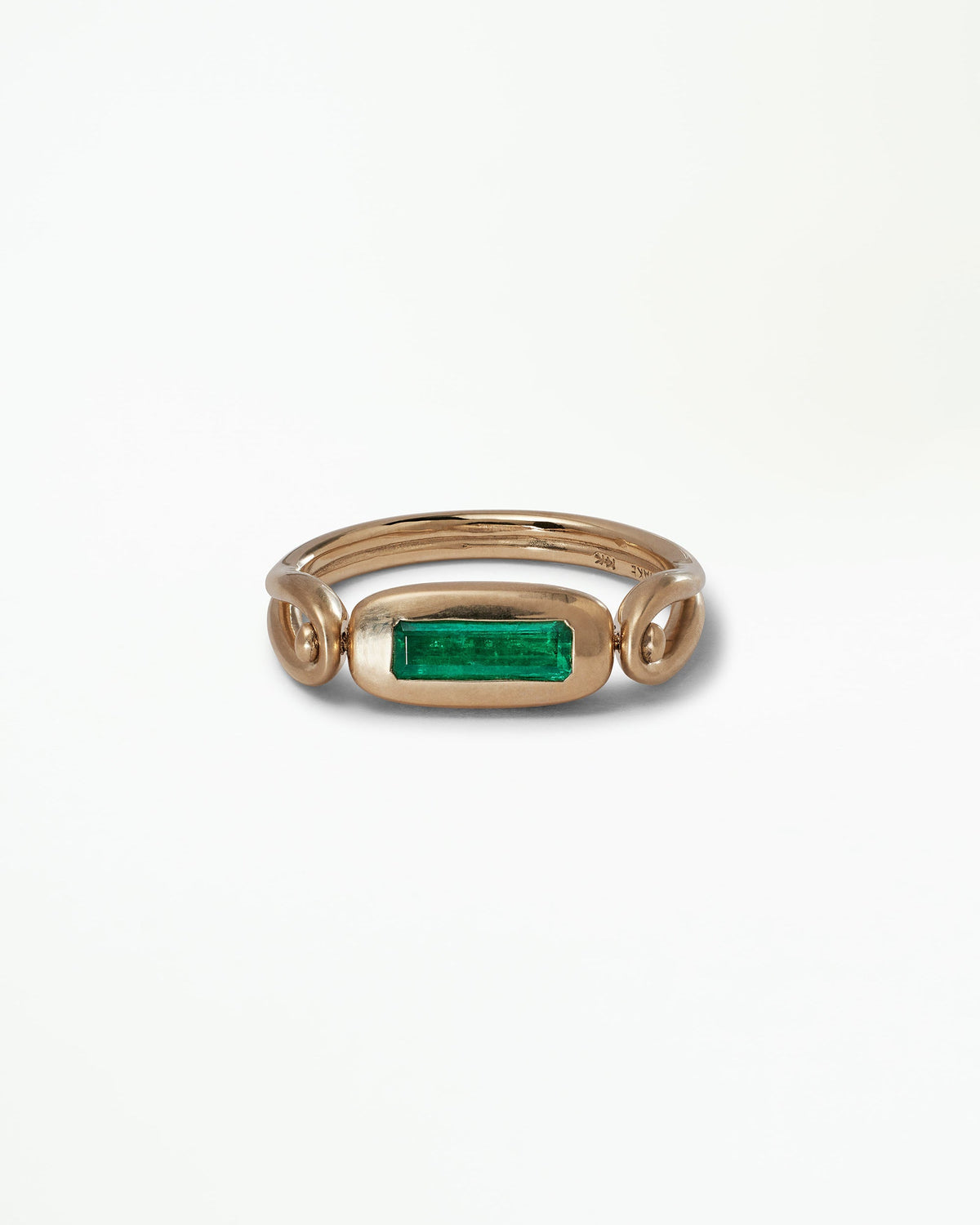 Elongated Emerald Tempo Ring No. 3
