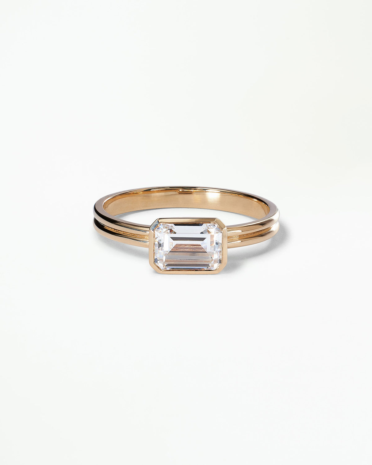 [lifestyle]Emerald Cut Diamond Ridge Solitaire Ring