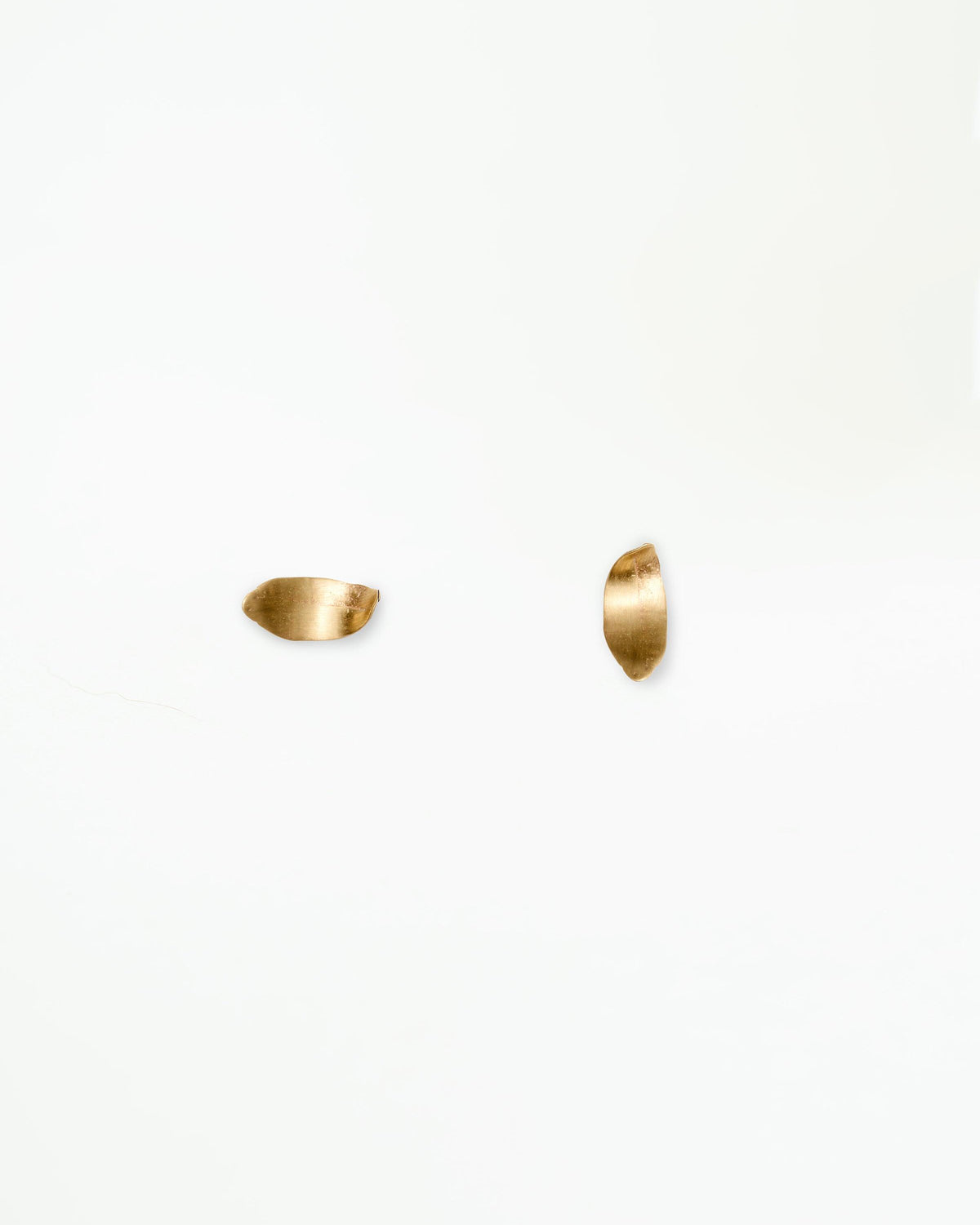 Gold Smudge Wisp Earring