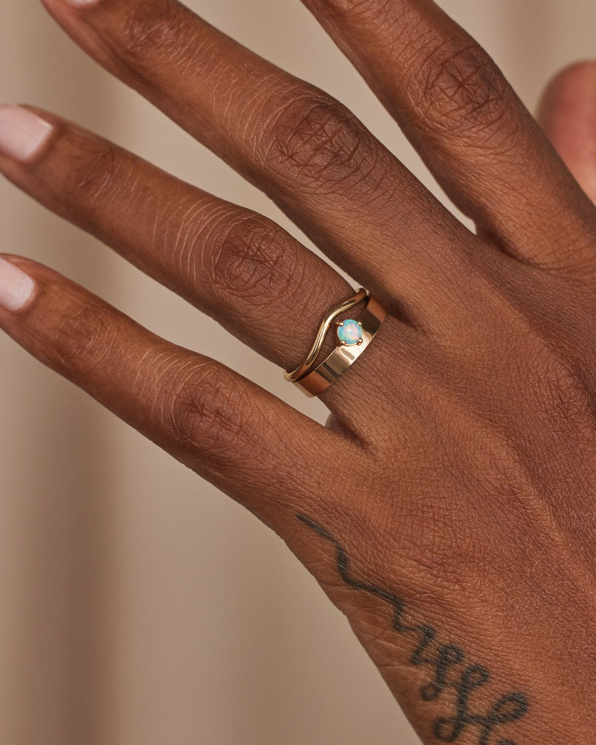 Gold Wave Stacking Band