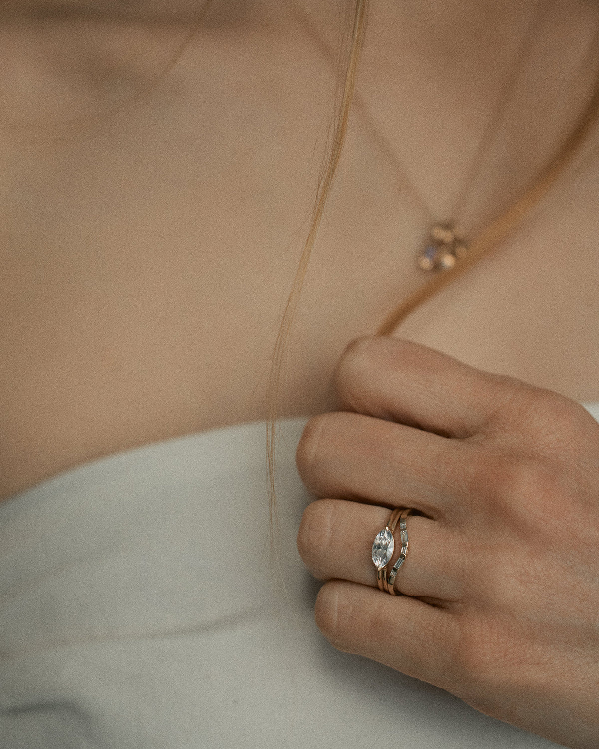 [lifestyle]Marquise Cut Diamond Ridge Solitaire Ring