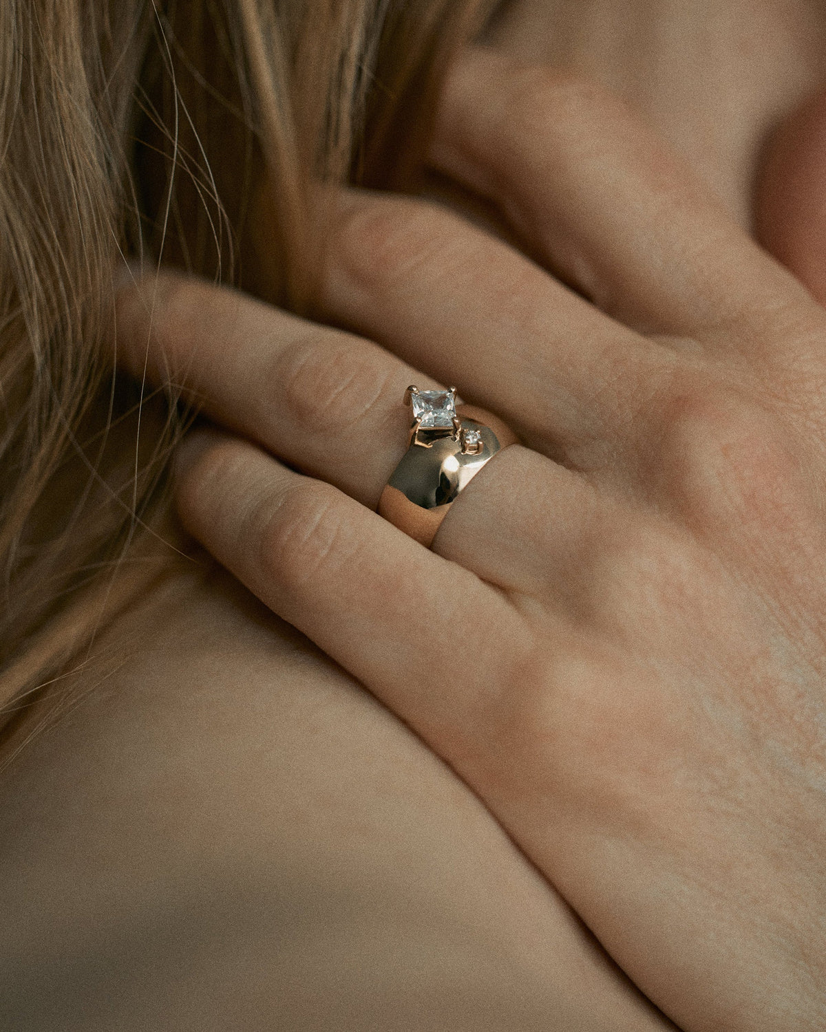 [lifestyle]Princess Cut Diamond Bricolage Ring