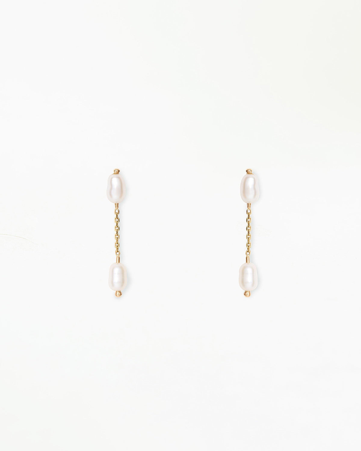 Short Pearl Shower Earring