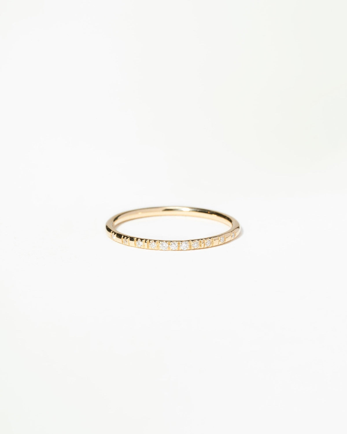 Small Micropave Diamond Graduated Band