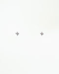 Small Pearl Clover Stitch Earring