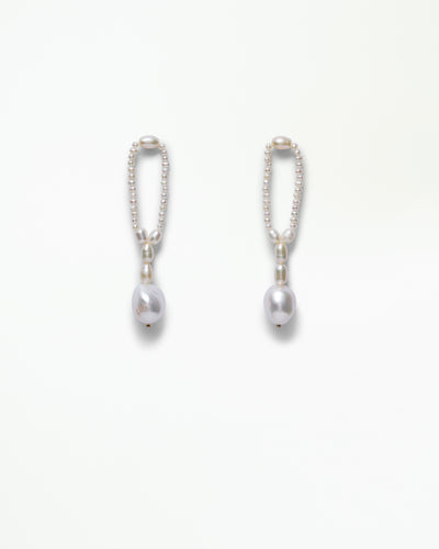 Pearl Hitch Earring